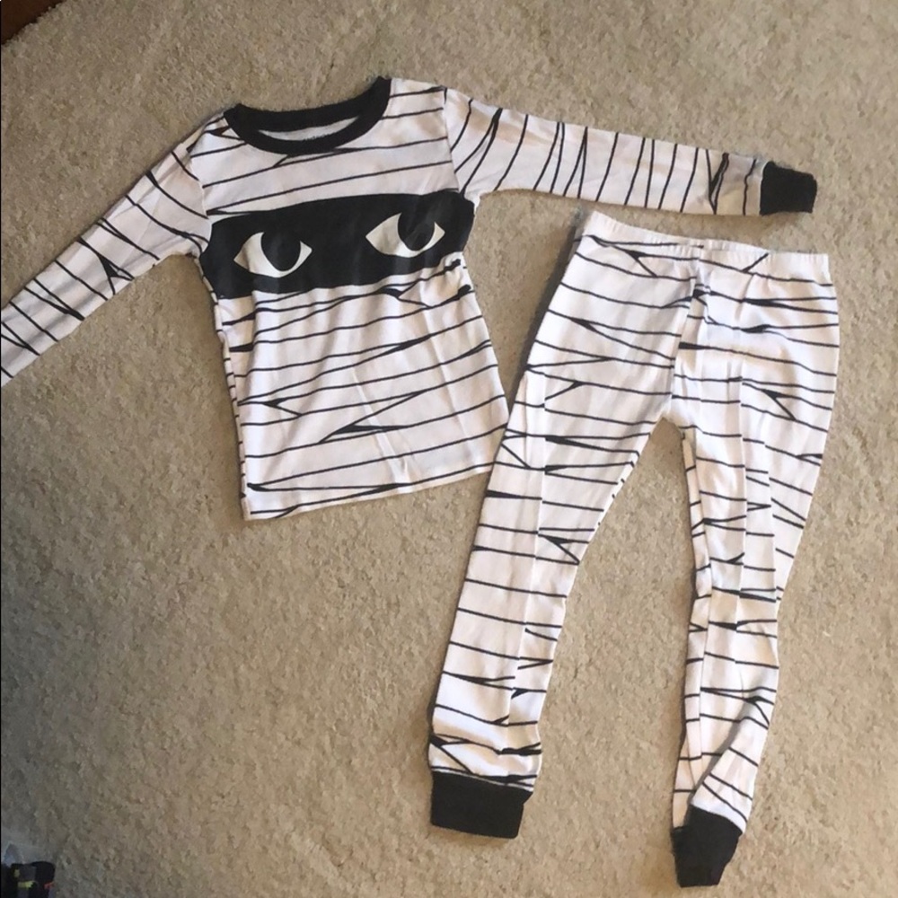 5t Halloween pjs